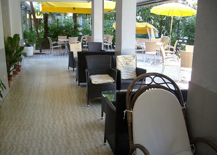 Giunchi Hotell